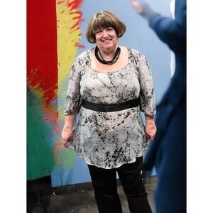 Lane Bryant Black and White Splatter Pattern Blouse 22/24!